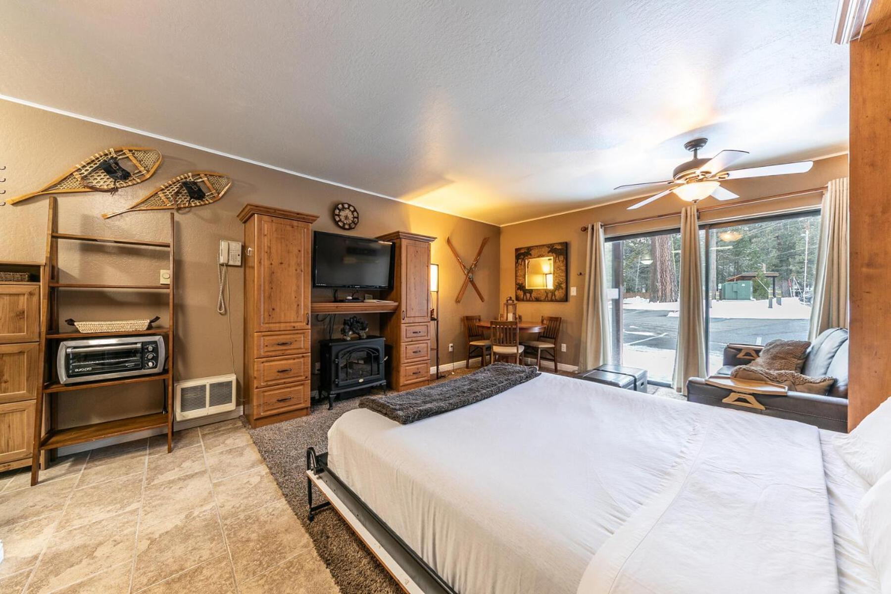 Cozy Studio 1St Floor #132 At Donner Lake Village Truckee Exterior photo